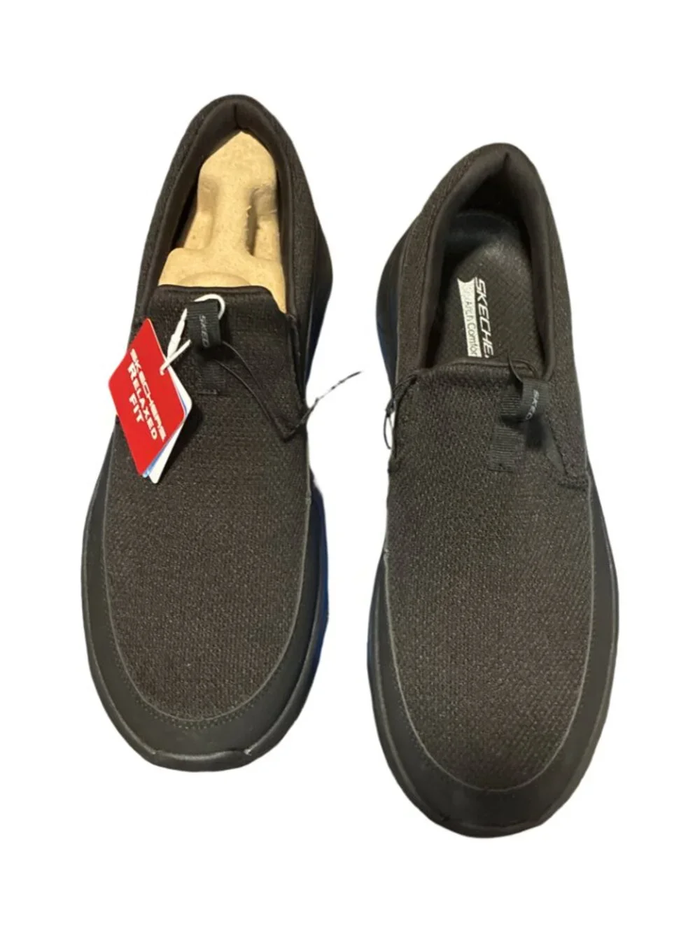 Sz.12*NWT-Skechers*Relaxed Fit Arch Comfort Mens Black Slip On Sneakers 66751S